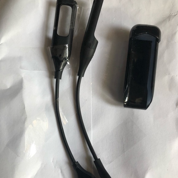 FitBit Flex - Picture 2 of 6